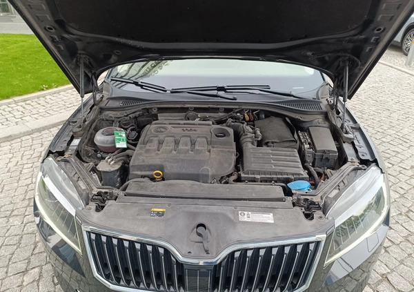 Skoda Superb cena 71900 przebieg: 196739, rok produkcji 2016 z Warszawa małe 781